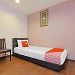98 Hotel